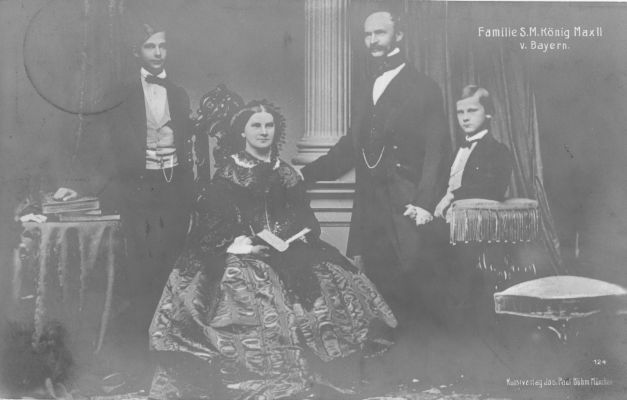Max II. mit Frau Marie und Ludwig und Otto
