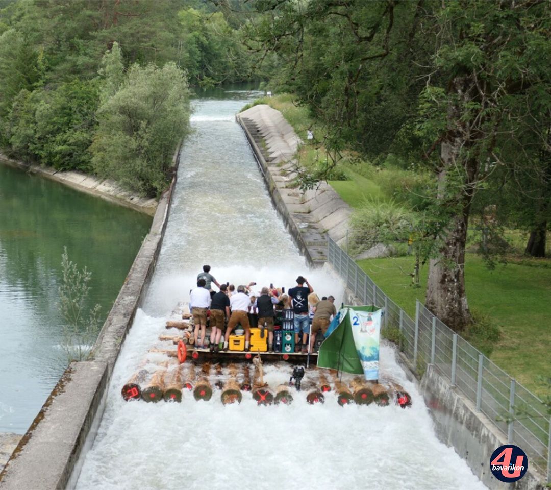 Die Floßrutsche von hinten